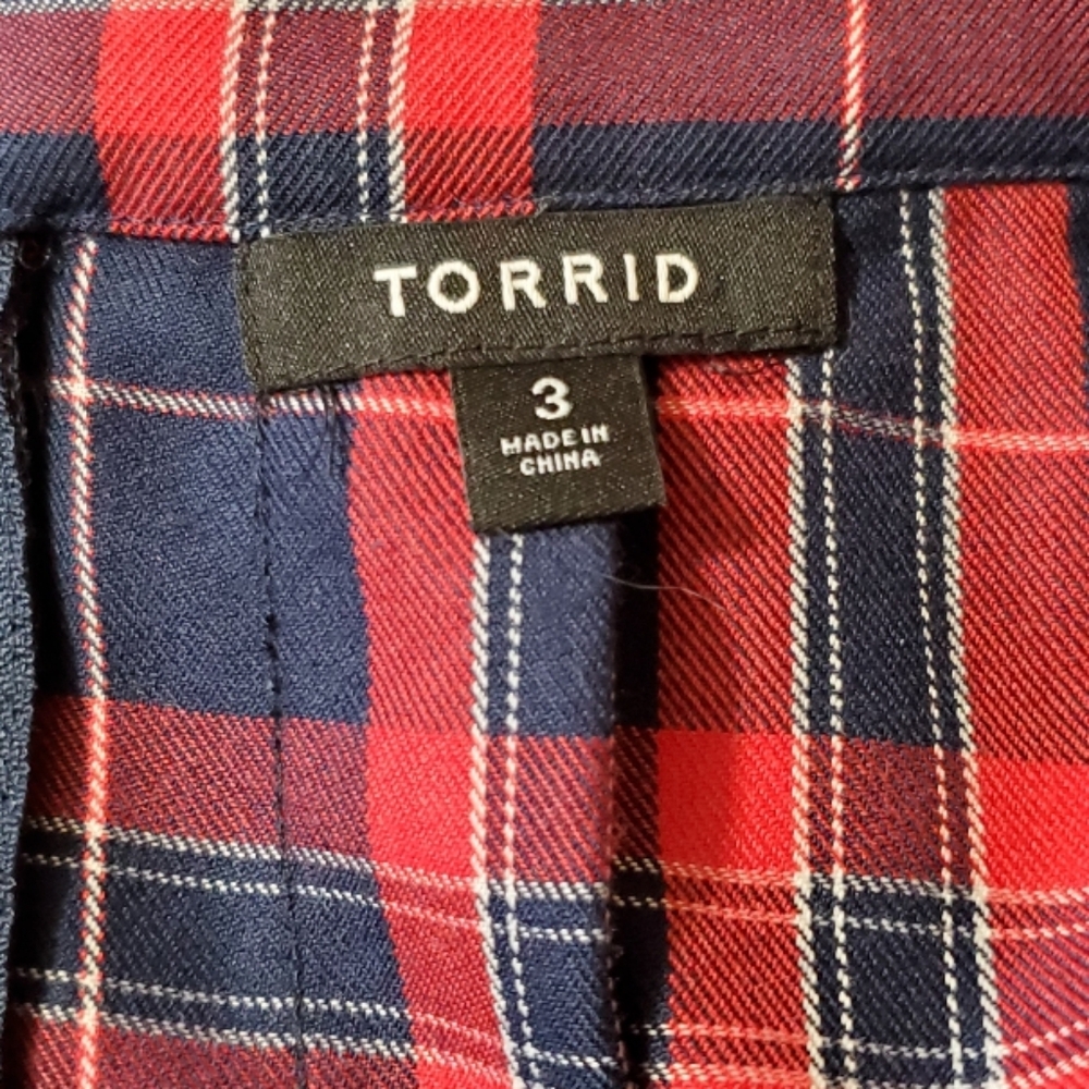 Torrid plaid twill pleated skirt - Picture 3 of 6